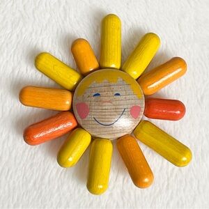HABA Sunni Sunshine Grasping Clutching Wooden Montessori Toy Rattle